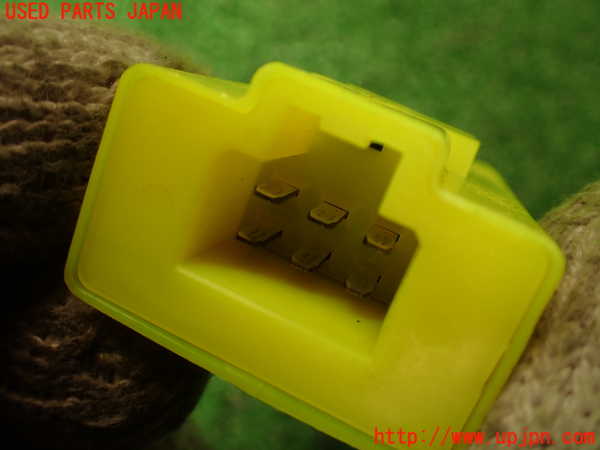 2UPJ-9238016153]グロリア ワゴン(WY30)コンピューター8 中古 28425V6300_3