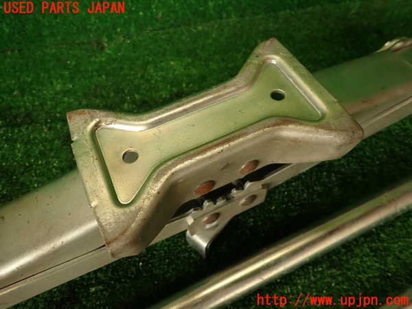 2UPJ-9238017805]グロリア ワゴン(WY30)車載工具 中古_4