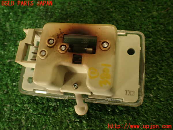 2UPJ-9238016411]グロリア ワゴン(WY30)ルームランプ1(1列目真中) 中古_4
