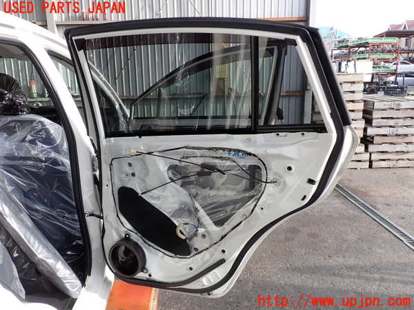 2UPJ-9238021290]インプレッサ スポーツ ハイブリッド(GPE)右後ドア 中古 AGC M2L3 43R-007953_4