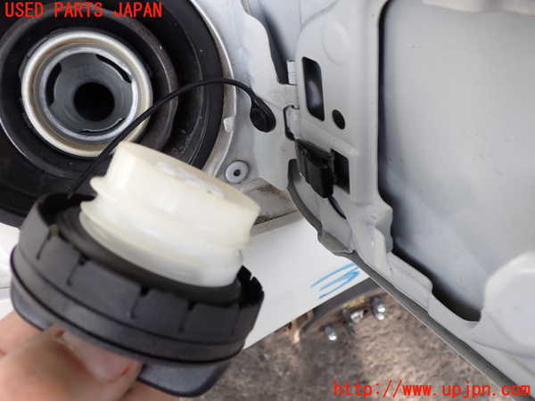 2UPJ-9238021690]インプレッサ スポーツ ハイブリッド(GPE)フューエルリッド 中古_3