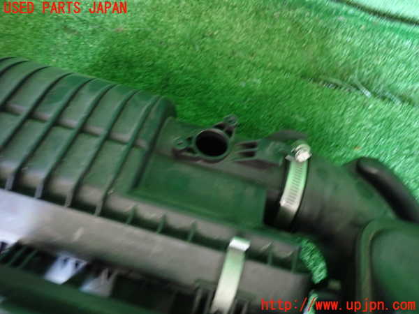 2UPJ-9238022560]インプレッサ スポーツ ハイブリッド(GPE)エアクリーナーボックス 中古_2