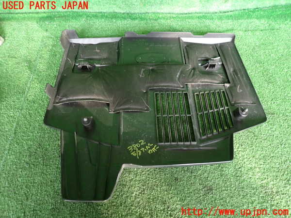 2UPJ-9238022160]インプレッサ スポーツ ハイブリッド(GPE)エンジンアッパーカバー 中古_2