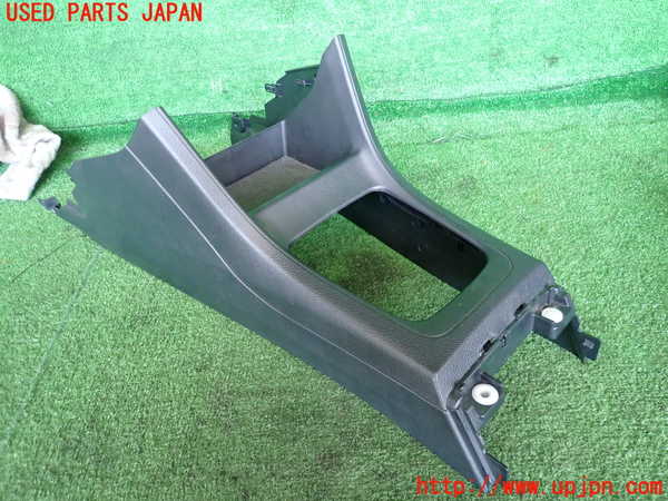 2UPJ-9238027549]インプレッサ スポーツ ハイブリッド(GPE)コンソール 中古_2