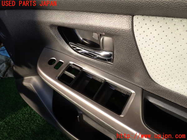 2UPJ-9238021234]インプレッサ スポーツ ハイブリッド(GPE)右前ドア内張り 中古_2