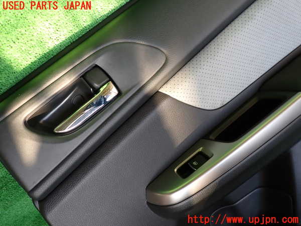 2UPJ-9238021294]インプレッサ スポーツ ハイブリッド(GPE)右後ドア内張り 中古_2