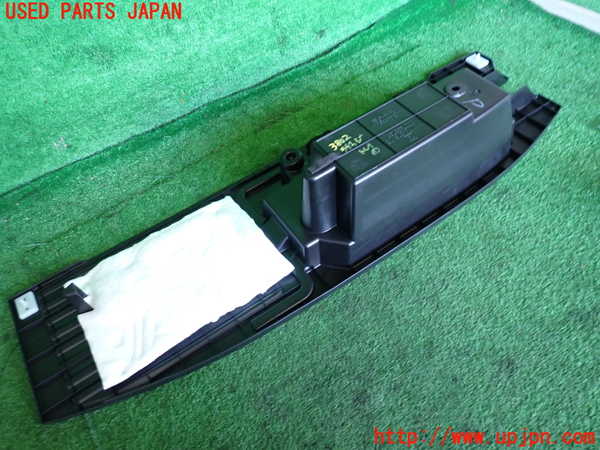 2UPJ-9238027771]インプレッサ スポーツ ハイブリッド(GPE)ラゲッジトレイ1 中古_2