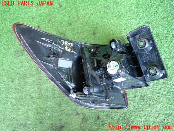 2UPJ-9238031530]WR-V(DG5)右テールランプ 中古_3