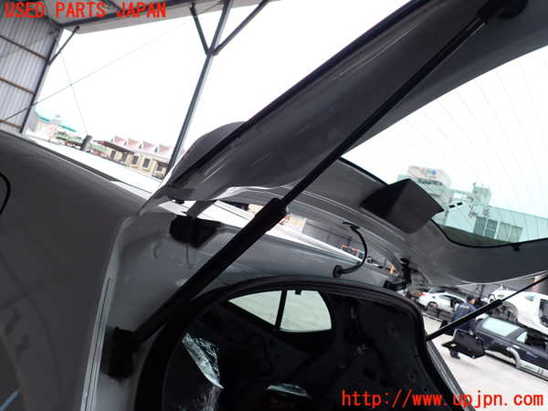 2UPJ-9238031584]WR-V(DG5)リアゲートダンパー 中古_2