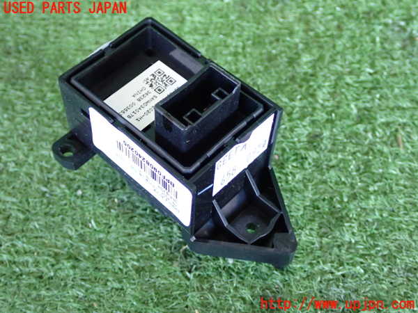 2UPJ-9238036245]WR-V(DG5)左前パワーウィンドウスイッチ 中古_2