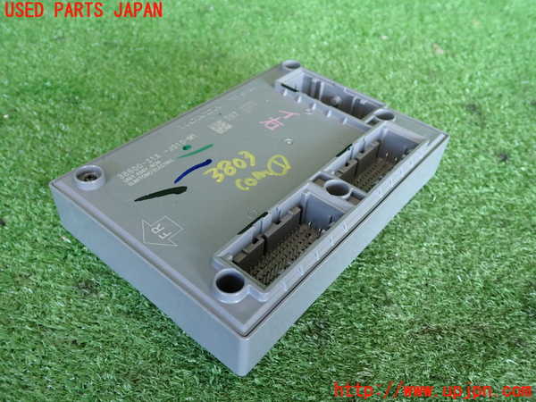 2UPJ-9238036146]WR-V(DG5)コンピューター1 中古_2