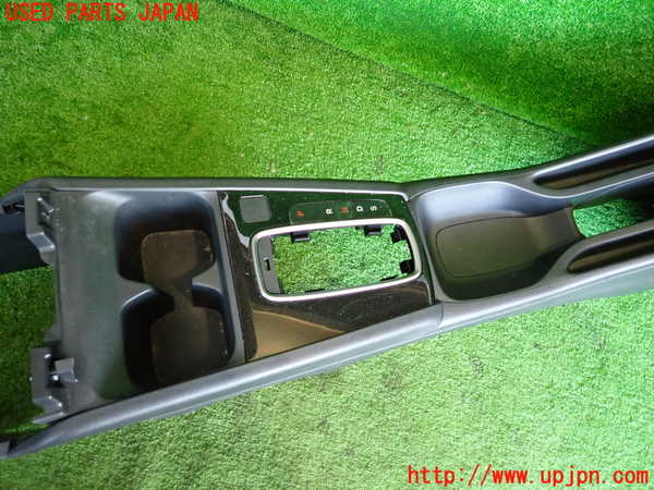 2UPJ-9238037540]WR-V(DG5)センターコンソール 中古_2
