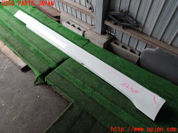 2UPJ-9238041390]BMW 525i(NU25)右サイドステップ 中古 (E60)_3