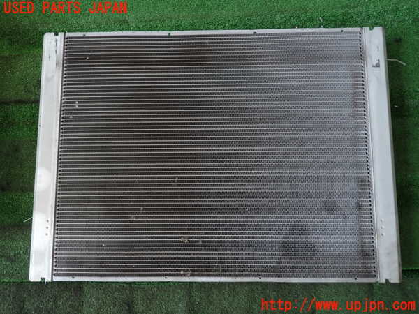2UPJ-9238042321]BMW 525i(NU25)ラジエーター1 中古 (E60)_2