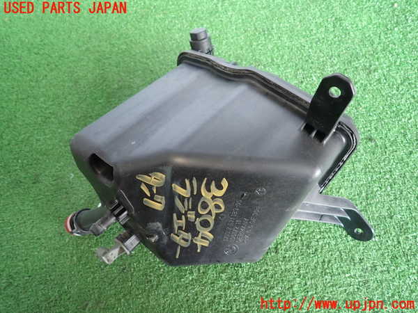 2UPJ-9238042410]BMW 525i(NU25)ラジエータータンク 中古 (E60)_2