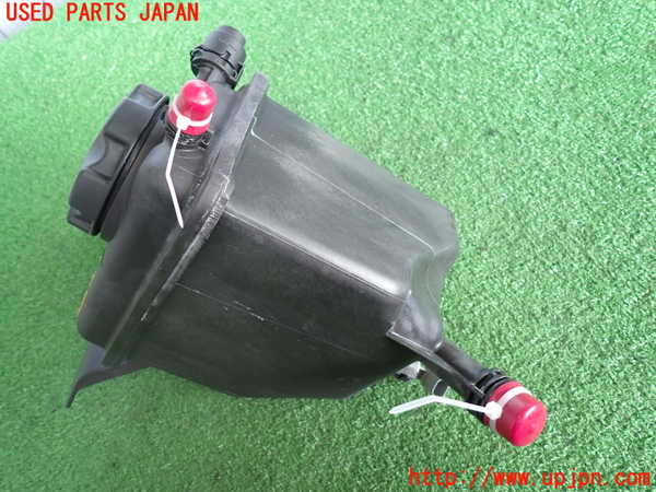 2UPJ-9238042410]BMW 525i(NU25)ラジエータータンク 中古 (E60)_3