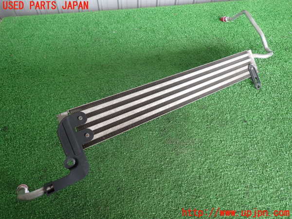 2UPJ-9238042481]BMW 525i(NU25)オイルクーラー1 中古 (E60)_2
