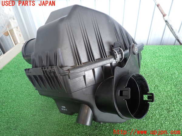 2UPJ-9238042560]BMW 525i(NU25)エアクリーナーボックス 中古 (E60)_2