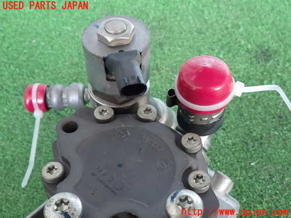 2UPJ-9238044250]BMW 525i(NU25)パワステポンプ 中古 (E60)_4
