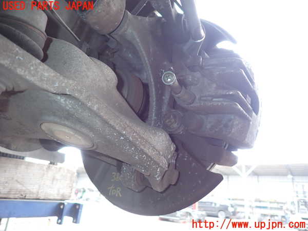 2UPJ-9238044300]BMW 525i(NU25)右リアナックルハブ 中古 (E60)_2