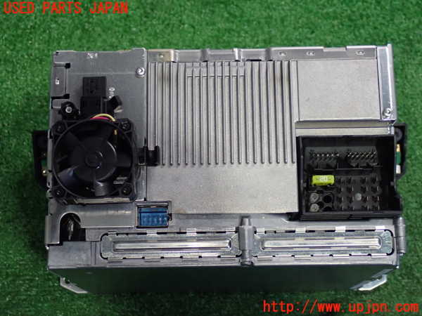 2UPJ-9238046500]BMW 525i(NU25)CD&MDプレイヤー 中古 (E60)_4