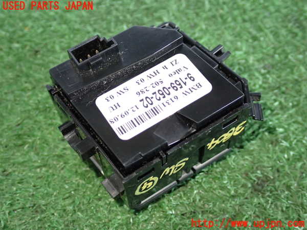 2UPJ-9238046309]BMW 525i(NU25)スイッチ4 (DTC) 中古 (E60)_2