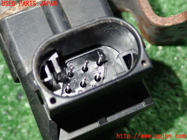 2UPJ-9238046383]BMW 525i(NU25)センサー3 中古 (E60)_4