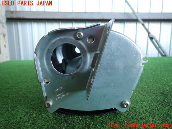 2UPJ-9238047870]BMW 525i(NU25)助手席側エアバッグカバー 中古 (E60)_3