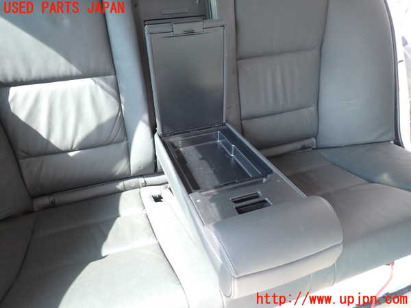 2UPJ-9238047385]BMW 525i(NU25)リアシート 中古 (E60)_3