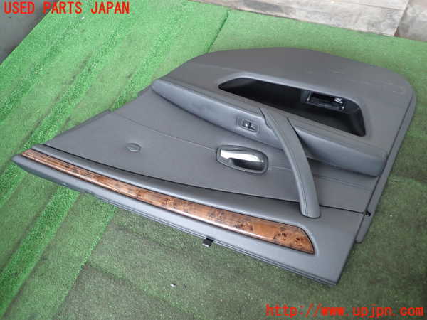 2UPJ-9238041294]BMW 525i(NU25)右後ドア内張り 中古 (E60)_2