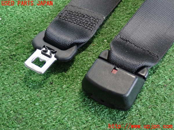 2UPJ-9238047135]BMW 525i(NU25)真中2列目シートベルト 中古 (E60)_3