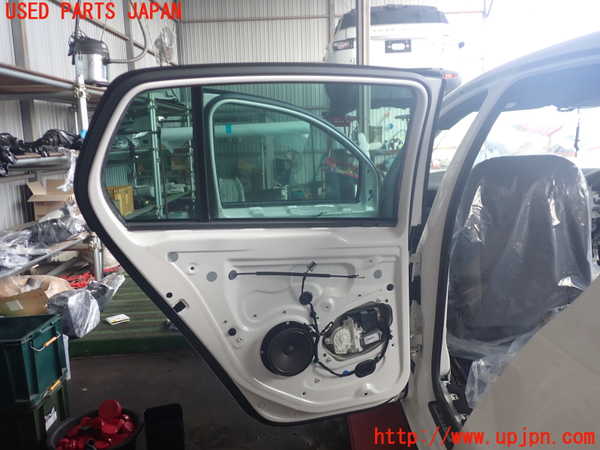 2UPJ-9238051320]VW ゴルフ GTI(1KAXX)左後ドア 中古 SAINT-GOBAIN SEKURIT 43R-001108_3