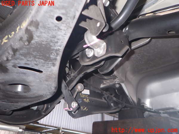 2UPJ-9238055445]VW ゴルフ GTI(1KAXX)リアスタビライザー 中古_3