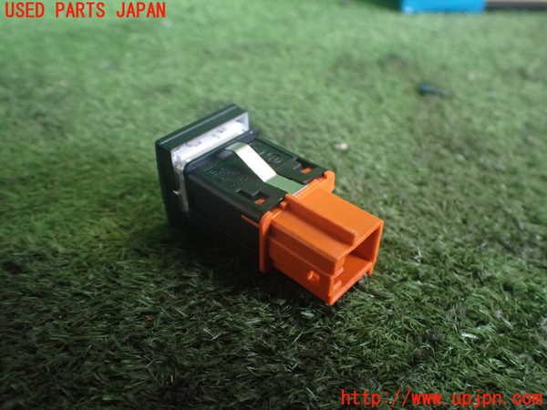 2UPJ-9238056307]VW ゴルフ GTI(1KAXX)スイッチ2(タイヤ空気圧) 中古_2