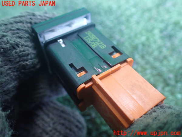 2UPJ-9238056307]VW ゴルフ GTI(1KAXX)スイッチ2(タイヤ空気圧) 中古_3