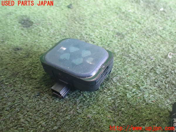 2UPJ-9238056381]VW ゴルフ GTI(1KAXX)センサー1 中古_2