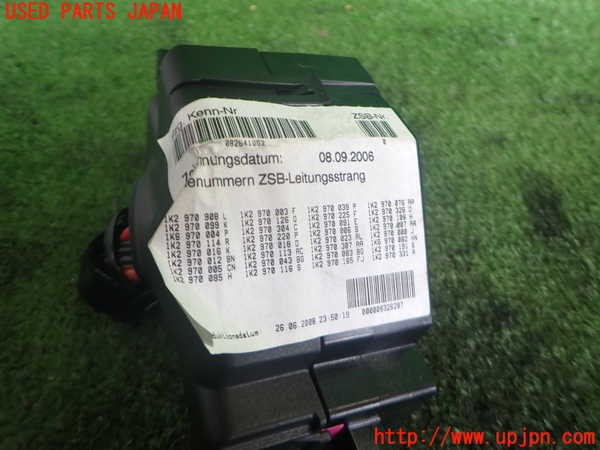 2UPJ-9238056741]VW ゴルフ GTI(1KAXX)ヒューズボックス1(室内運転席側) 中古_3