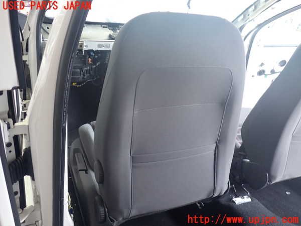 2UPJ-9238057065]VW ゴルフ GTI(1KAXX)助手席シート 中古_4
