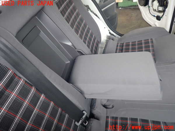 2UPJ-9238057385]VW ゴルフ GTI(1KAXX)リアシート 中古_4