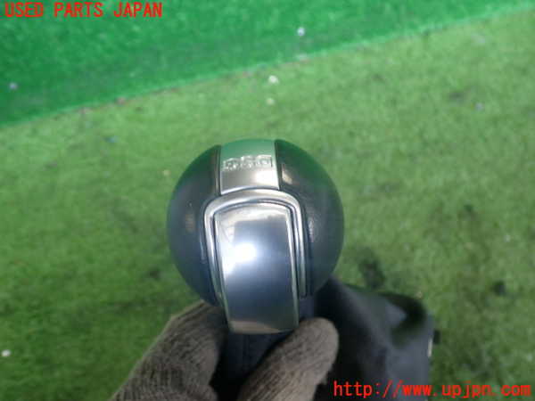 2UPJ-9238057570]VW ゴルフ GTI(1KAXX)シフトノブ 中古_3