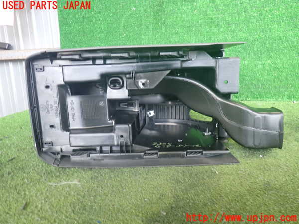 2UPJ-9238057540]VW ゴルフ GTI(1KAXX)センターコンソール 中古_5