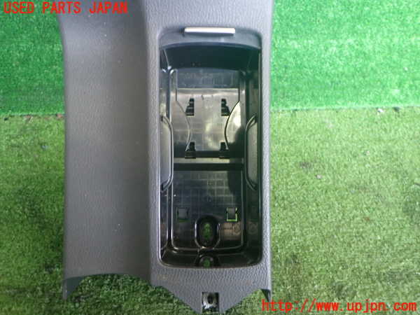 2UPJ-9238057549]VW ゴルフ GTI(1KAXX)コンソール 中古_3