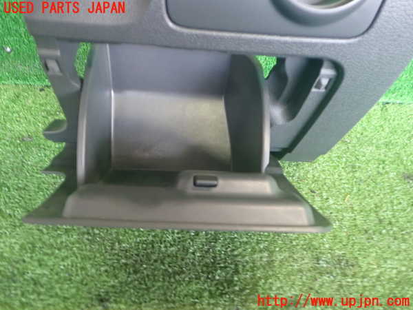 2UPJ-9238057841]VW ゴルフ GTI(1KAXX)小物入れ1 中古_2