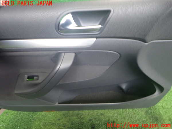 2UPJ-9238051264]VW ゴルフ GTI(1KAXX)左前ドア内張り 中古_2