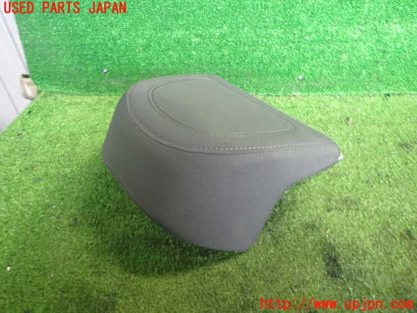 2UPJ-9238057150]VW ゴルフ GTI(1KAXX)右2列目ヘッドレスト 中古_3