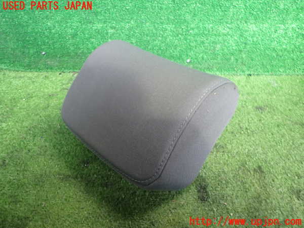 2UPJ-9238057130]VW ゴルフ GTI(1KAXX)真中2列目ヘッドレスト 中古_3