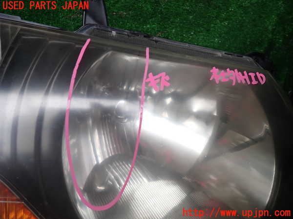 1UPJ-9238061130]パジェロ(V75W)右ヘッドライト HID 中古_2