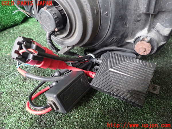 1UPJ-9238061132]パジェロ(V75W)左ヘッドライト HID 中古_3