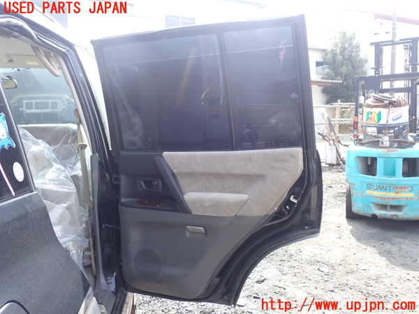 1UPJ-9238061290]パジェロ(V75W)右後ドア 中古(43R-00150 M2L3)_4