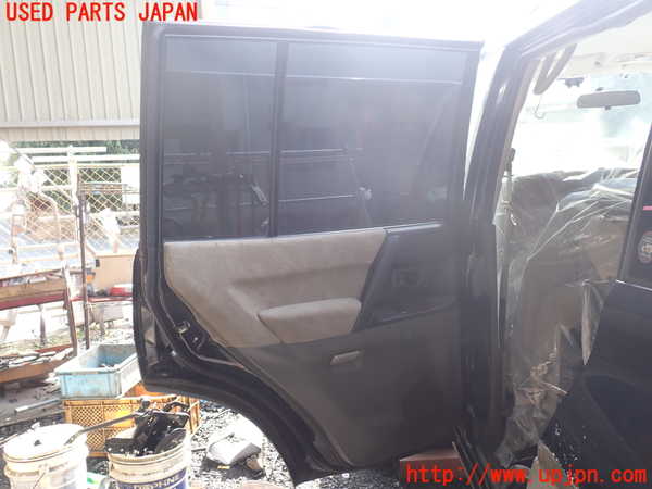 1UPJ-9238061320]パジェロ(V75W)左後ドア 中古(43R-00150 M2L3)_3